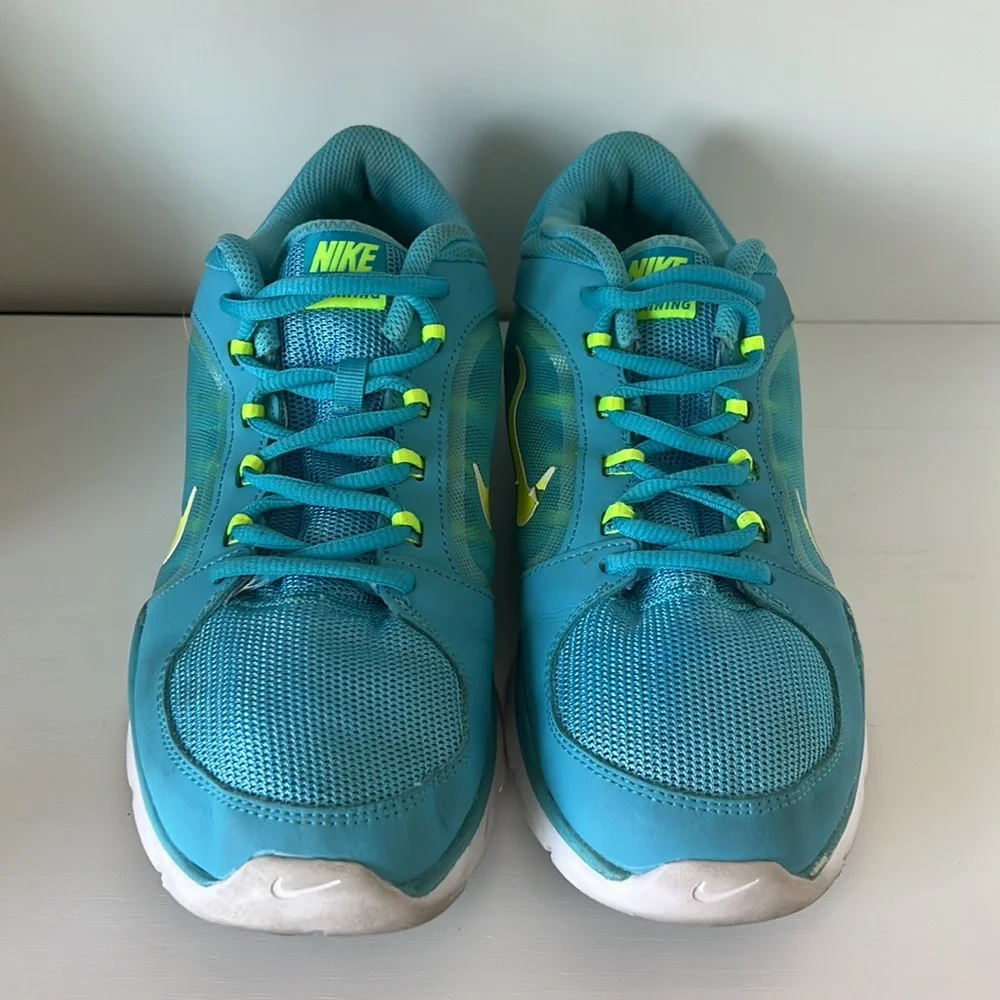Nike Aloha Athletic Running‎ Shoes Blue Sneakers